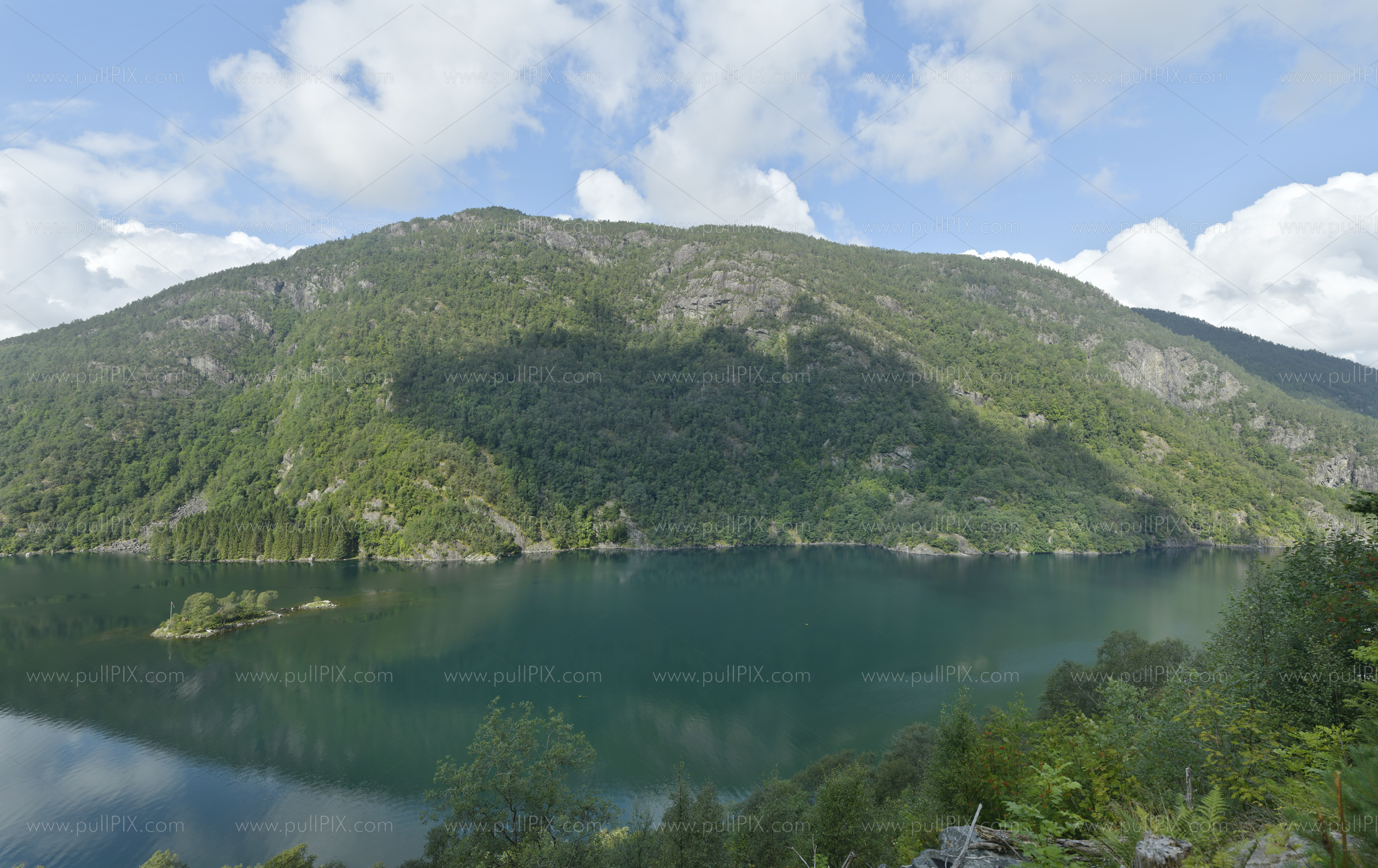 Preview Lovrafjorden.jpg